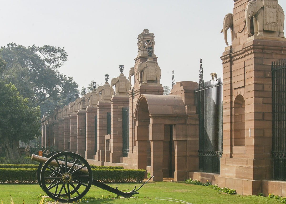  Rashtrapati Bhavan Front Gate in New Delhi, India
