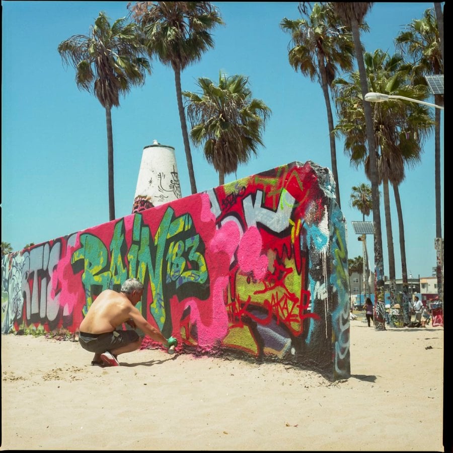 A street artist at Venice Beach 