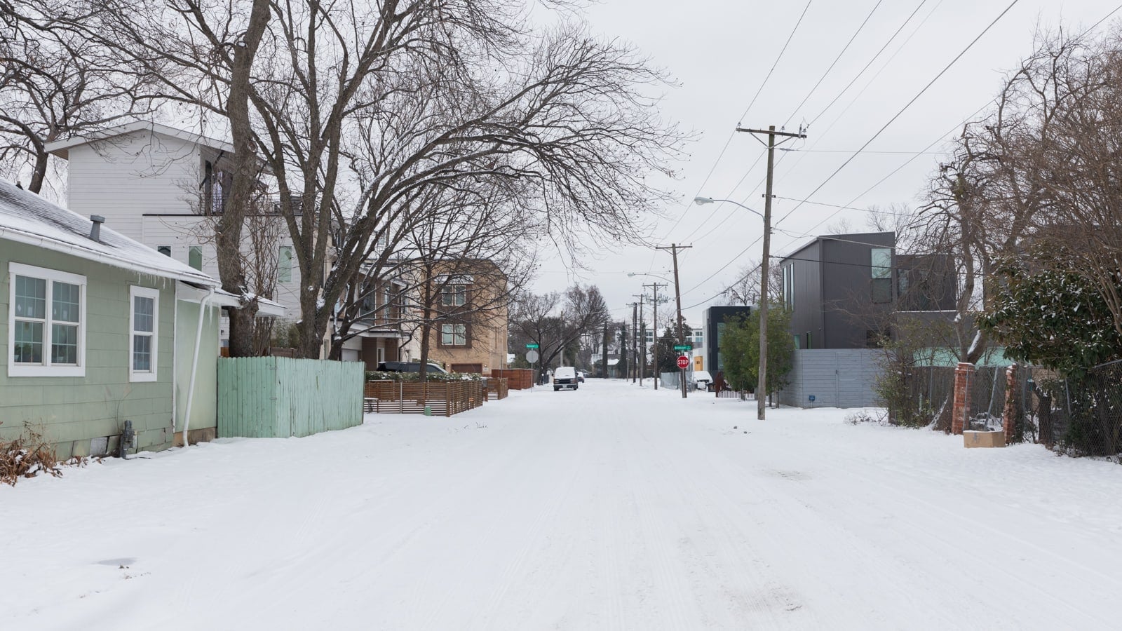 A street in Old East Dallas covered with snow