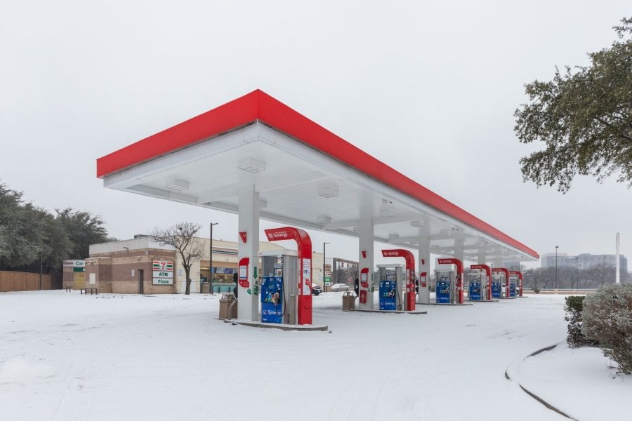 Lemmon Ave gas station on a snowy day