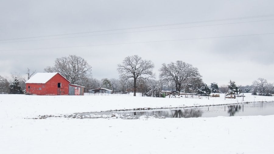 A red barn in the 2010 East Texas snowstorm